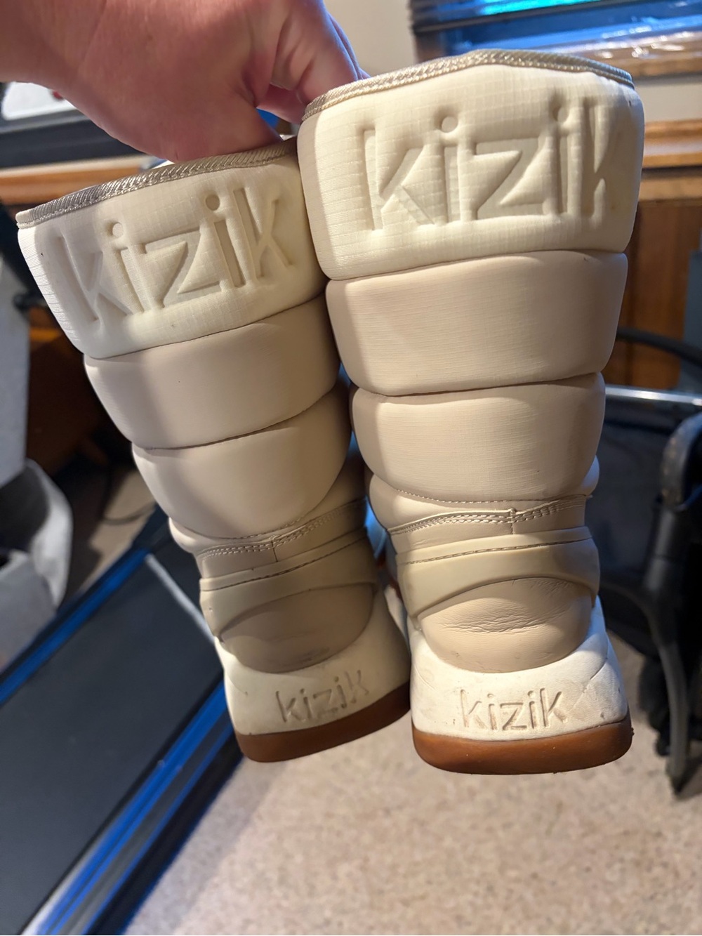 Kizik Women's Cream Puffer Winter Boots - Easy Slip-On Warmth
